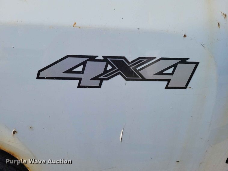 image for item FU0012 2010 Chevrolet 2500HD Crew Cab pickup truck