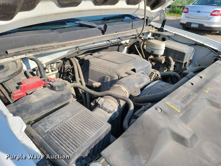 image for item FU0012 2010 Chevrolet 2500HD Crew Cab pickup truck