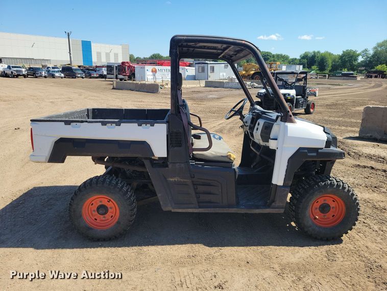 image for item FU0015 Bobcat 3400 utility vehicle