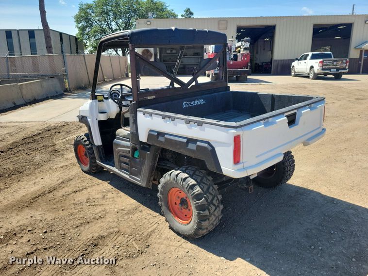 image for item FU0015 Bobcat 3400 utility vehicle