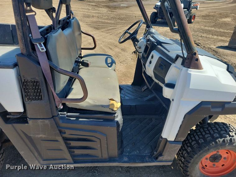 image for item FU0015 Bobcat 3400 utility vehicle