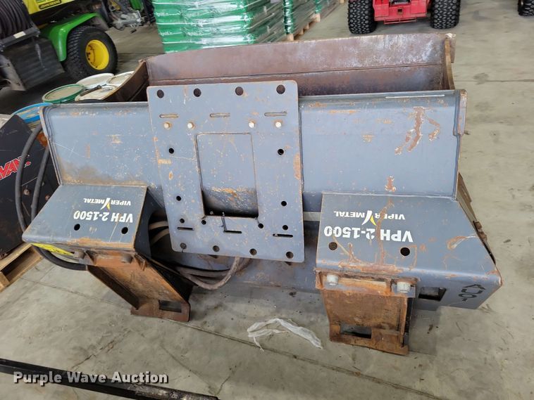 image for item FU0017 Viper Metal VPH2-1500 skid steer screen bucket