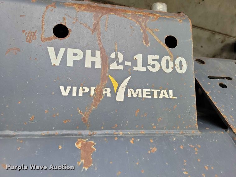 image for item FU0017 Viper Metal VPH2-1500 skid steer screen bucket