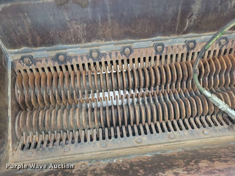 image for item FU0017 Viper Metal VPH2-1500 skid steer screen bucket