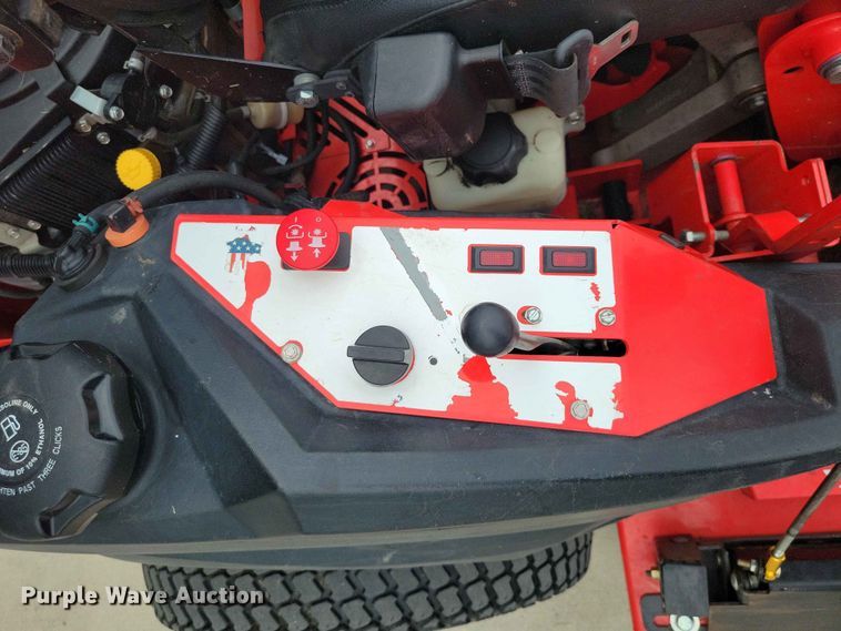 image for item FU0020 Gravely Pro Turn 660 ZTR lawn mower