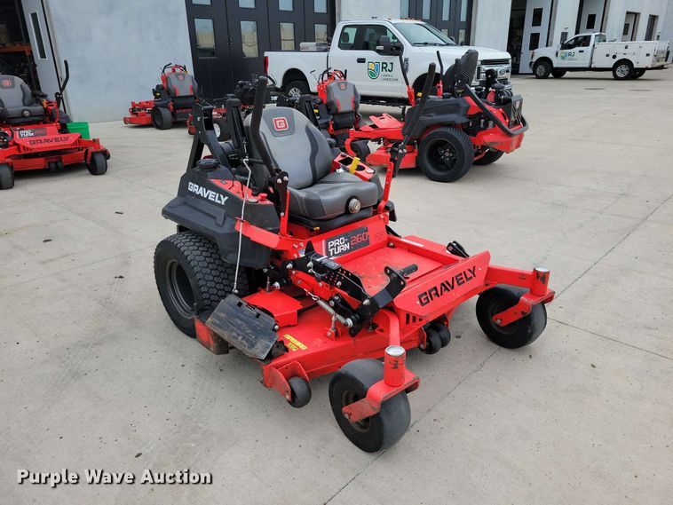image for item FU0021 Gravely Pro turn 260 ZTR lawn mower