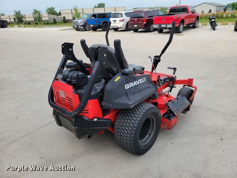 image for item FU0021 Gravely Pro turn 260 ZTR lawn mower
