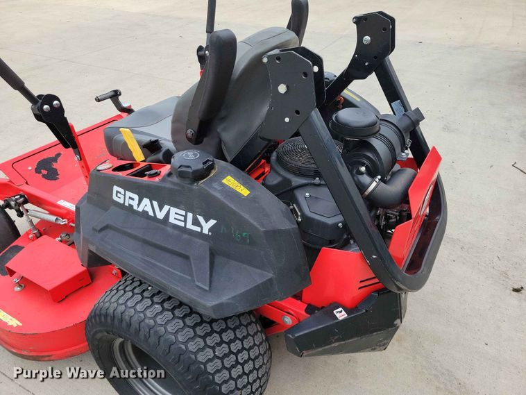 image for item FU0021 Gravely Pro turn 260 ZTR lawn mower