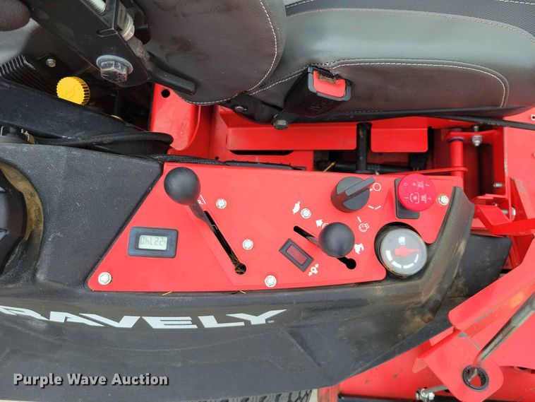 image for item FU0021 Gravely Pro turn 260 ZTR lawn mower