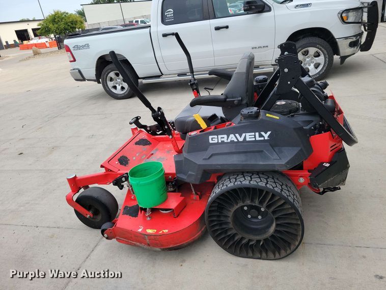 image for item FU0022 Gravely Pro turn 260 ZTR lawn mower