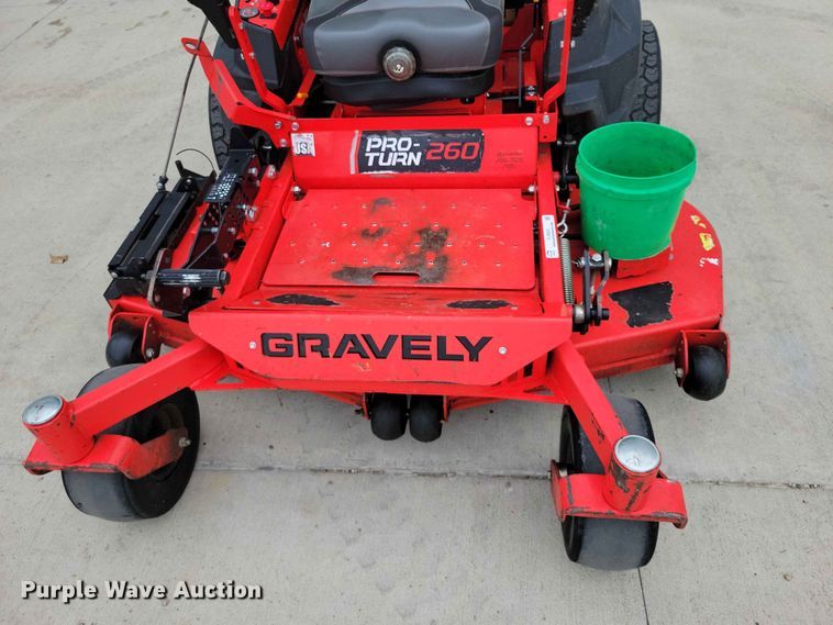 image for item FU0022 Gravely Pro turn 260 ZTR lawn mower
