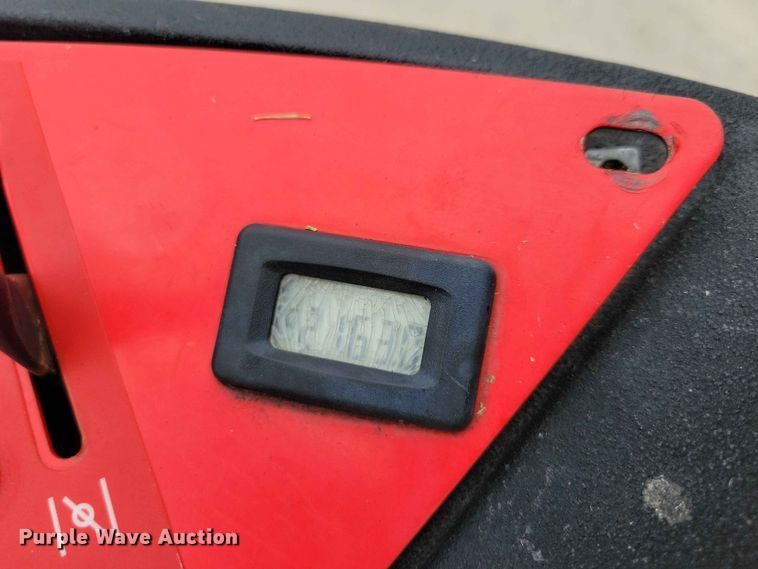 image for item FU0022 Gravely Pro turn 260 ZTR lawn mower
