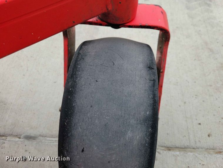 image for item FU0022 Gravely Pro turn 260 ZTR lawn mower