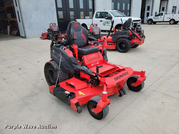 image for item FU0023 Gravely Pro Turn 672 ZTR lawn mower
