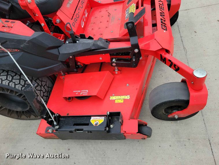 image for item FU0023 Gravely Pro Turn 672 ZTR lawn mower