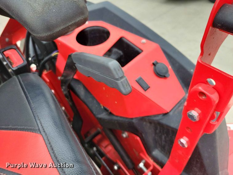image for item FU0023 Gravely Pro Turn 672 ZTR lawn mower