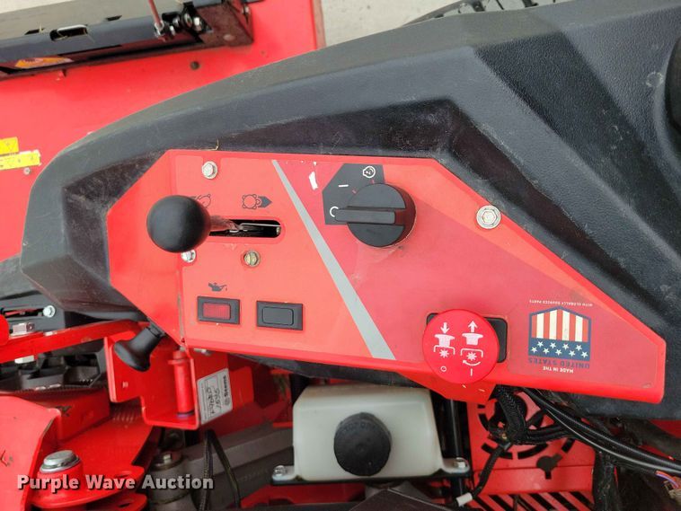 image for item FU0023 Gravely Pro Turn 672 ZTR lawn mower