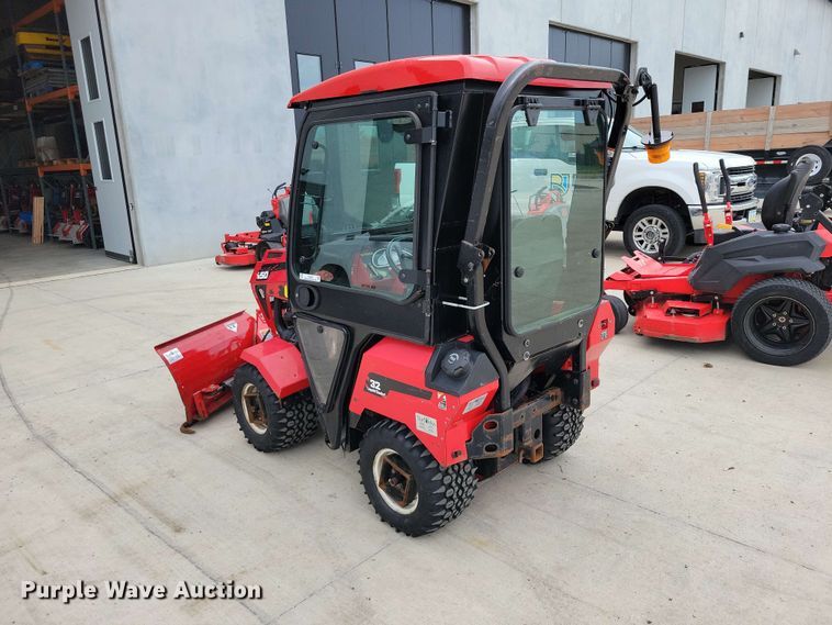 image for item FU0024 Steiner 450 municipal tractor 