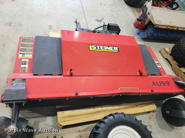 image for item FU0024 Steiner 450 municipal tractor 