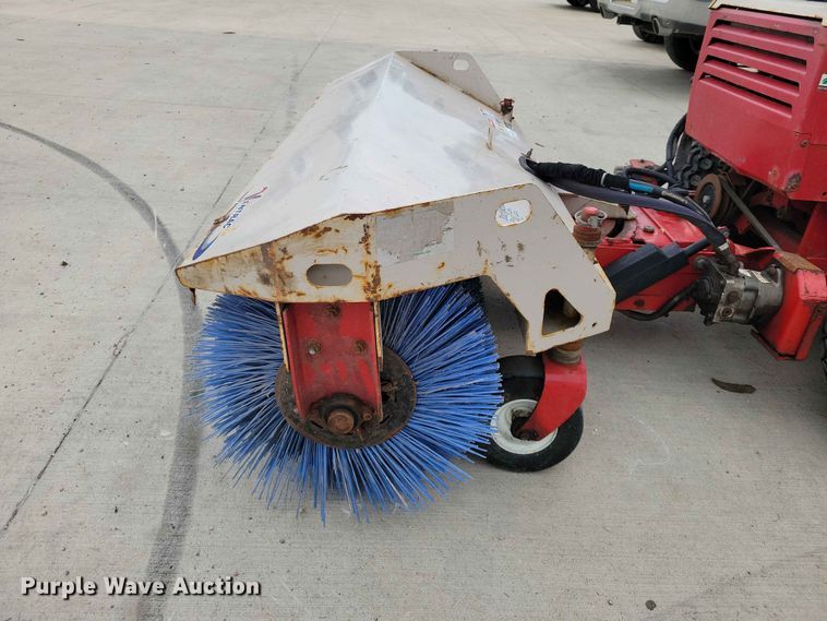image for item FU0025 Ventrac 4500P municipal tractor 