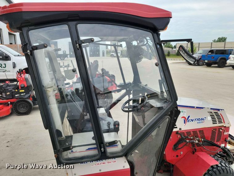 image for item FU0025 Ventrac 4500P municipal tractor 