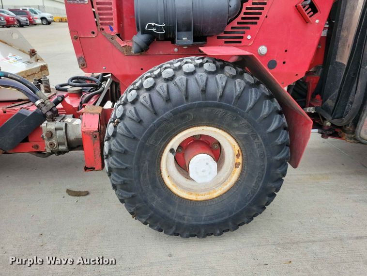 image for item FU0025 Ventrac 4500P municipal tractor 