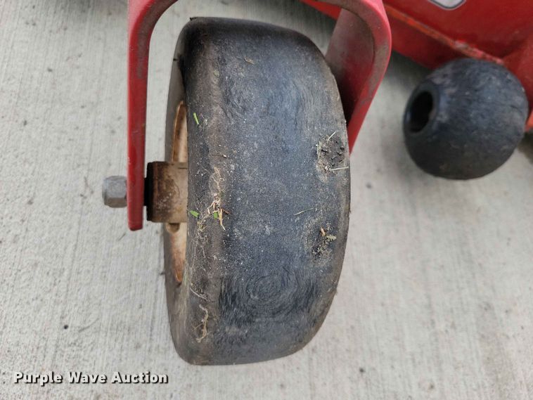 image for item FU0026 2019 eXmark Turf Tracer push mower