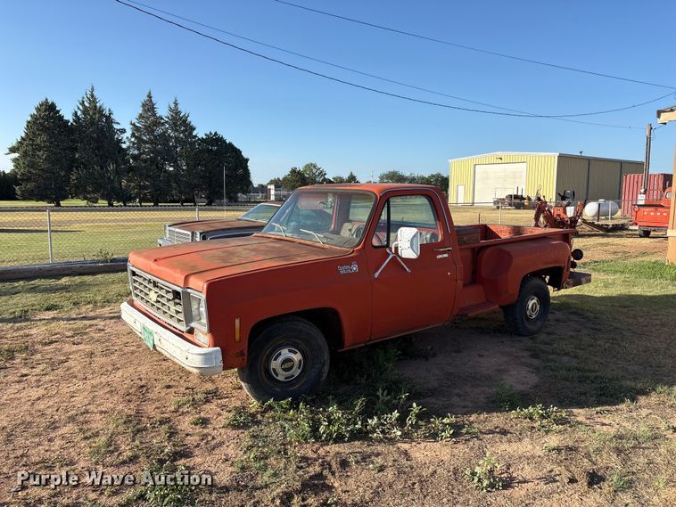 1975 Chevrolet C10 pickup truck