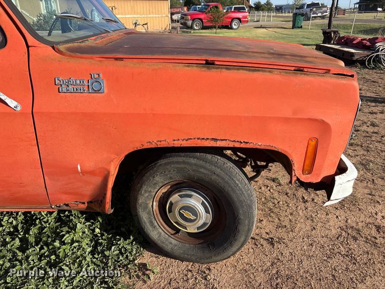 image for item JM9493 1975 Chevrolet C10 pickup truck