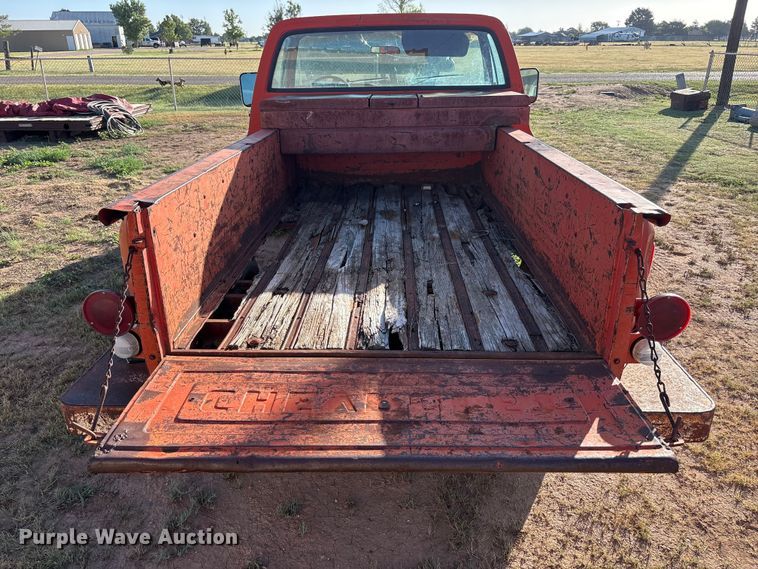 image for item JM9493 1975 Chevrolet C10 pickup truck