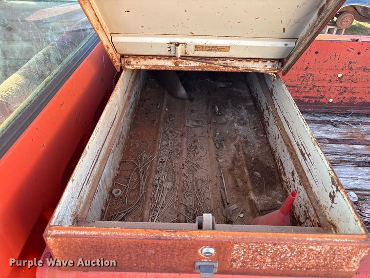 image for item JM9493 1975 Chevrolet C10 pickup truck