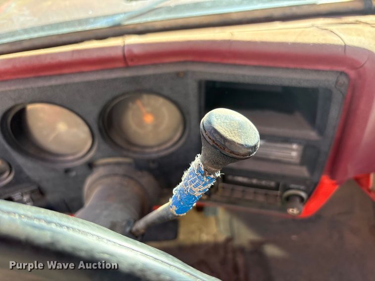 image for item JM9493 1975 Chevrolet C10 pickup truck