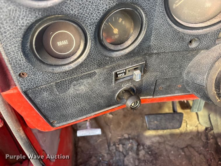 image for item JM9493 1975 Chevrolet C10 pickup truck
