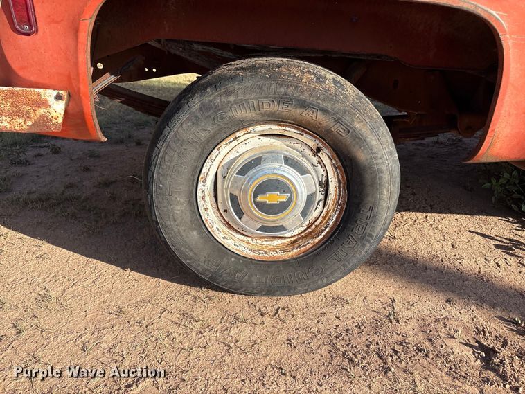 image for item JM9493 1975 Chevrolet C10 pickup truck