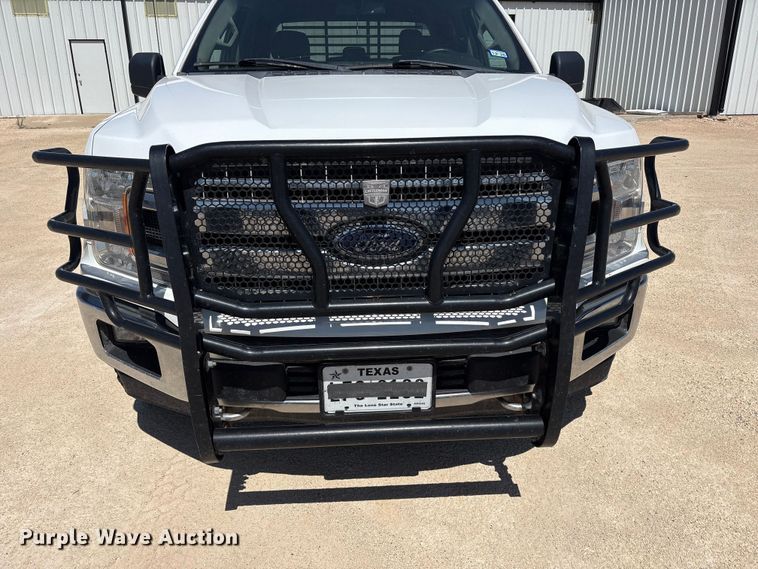 image for item JM9518 2018 Ford F150 Crew Cab pickup truck