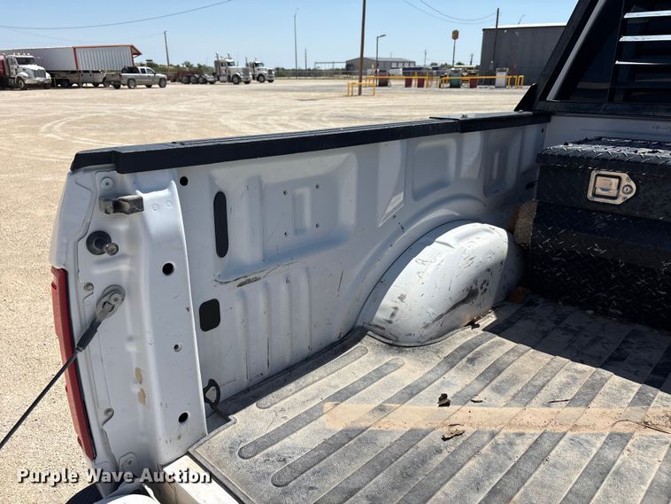 image for item JM9518 2018 Ford F150 Crew Cab pickup truck