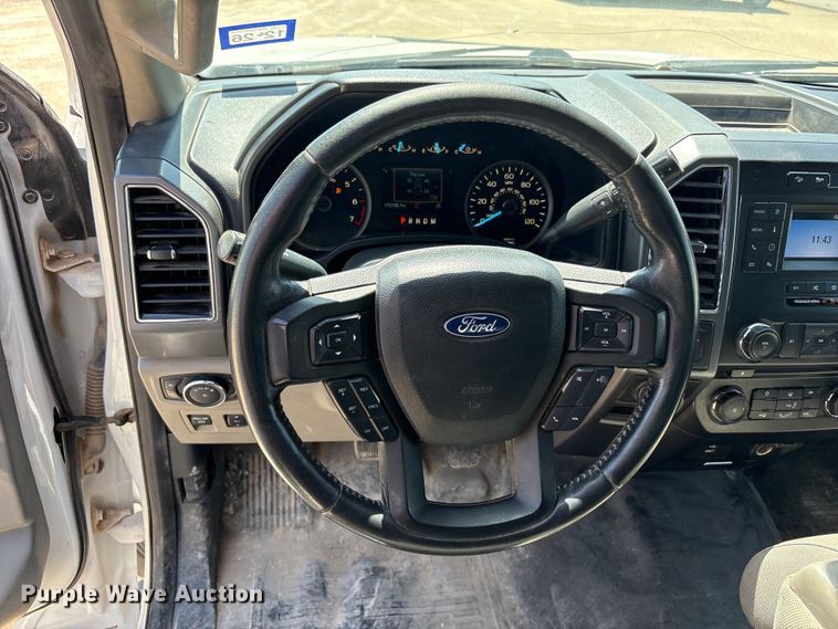 image for item JM9518 2018 Ford F150 Crew Cab pickup truck