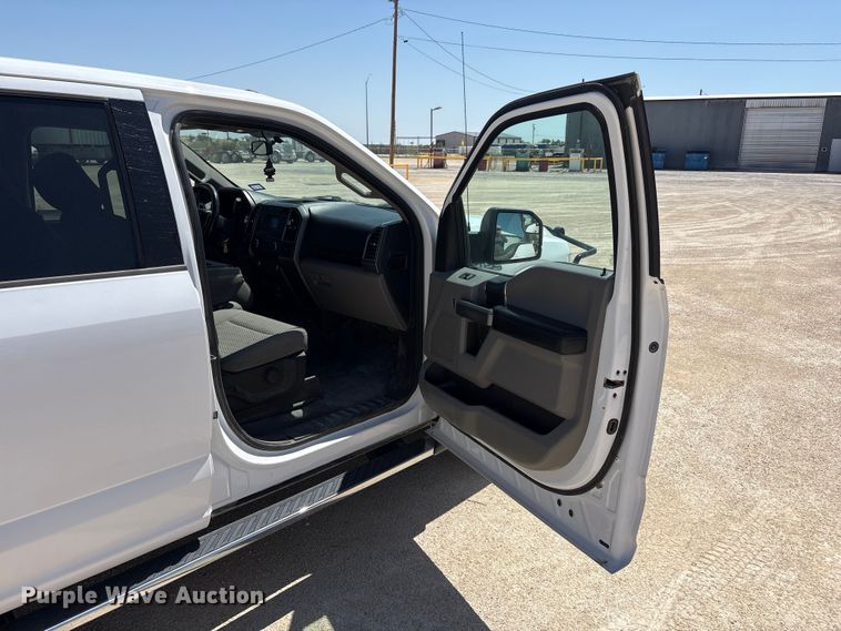 image for item JM9518 2018 Ford F150 Crew Cab pickup truck