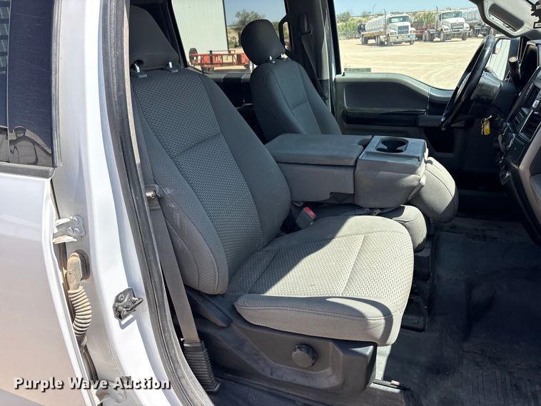 image for item JM9518 2018 Ford F150 Crew Cab pickup truck
