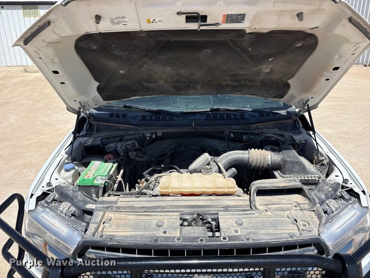 image for item JM9518 2018 Ford F150 Crew Cab pickup truck