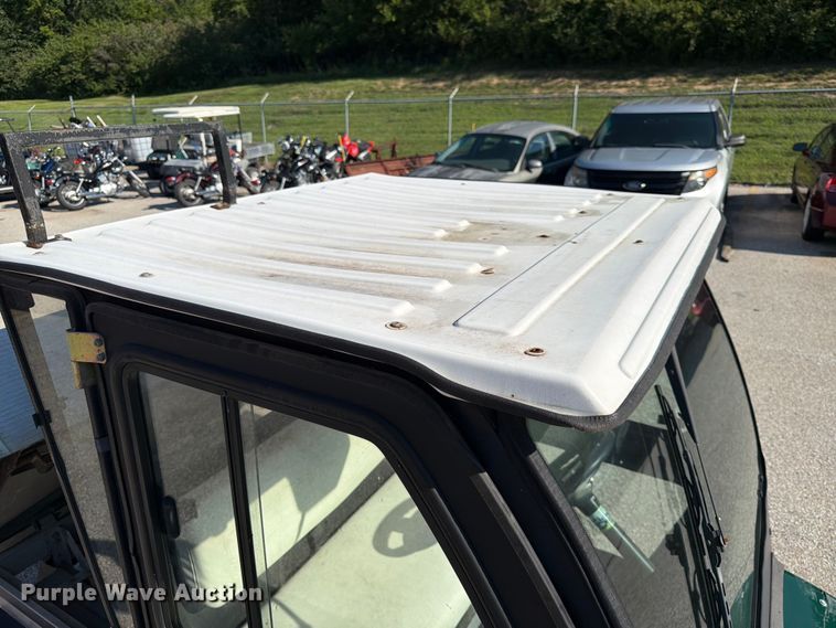 image for item MQ9033 2012 Club Car Cafe Express golf cart