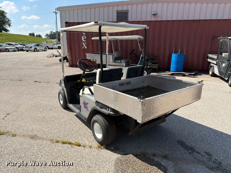 image for item MQ9035 1992 EZ-GO golf cart