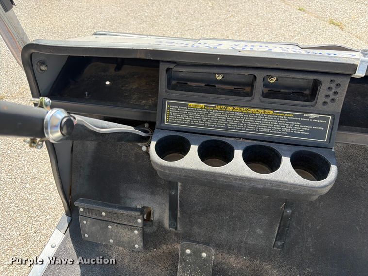 image for item MQ9035 1992 EZ-GO golf cart