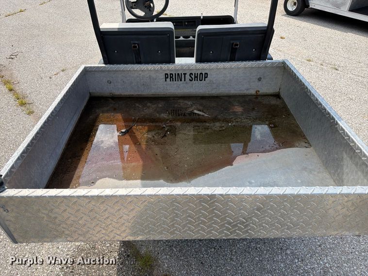 image for item MQ9035 1992 EZ-GO golf cart