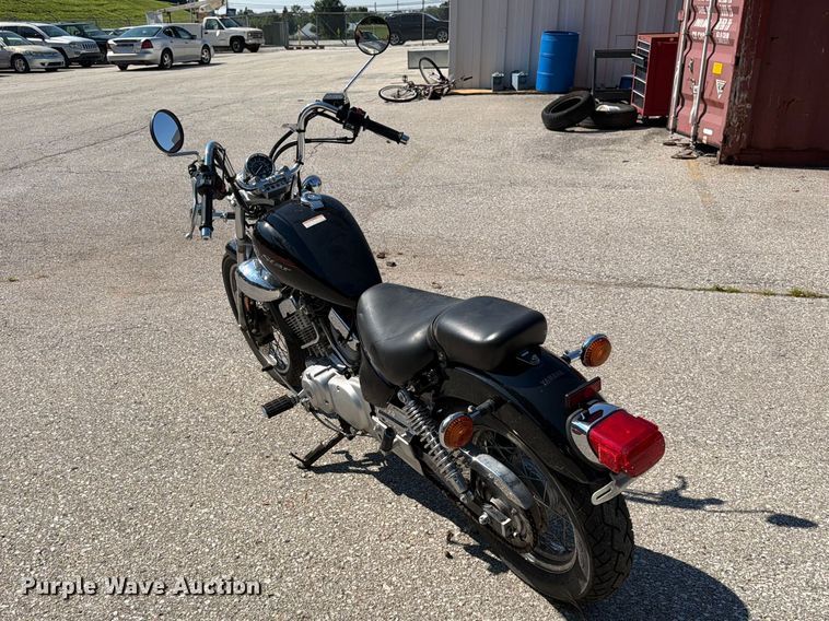 image for item MQ9037 2011 Yamaha Virago 250 motorcycle