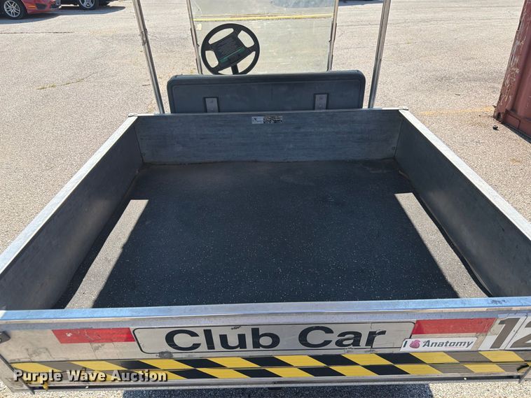 image for item MQ9041 2006 Club Car Turf 2 golf cart