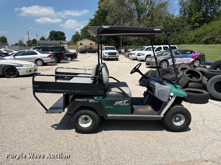 image for item MQ9042 2006 Club Car golf cart