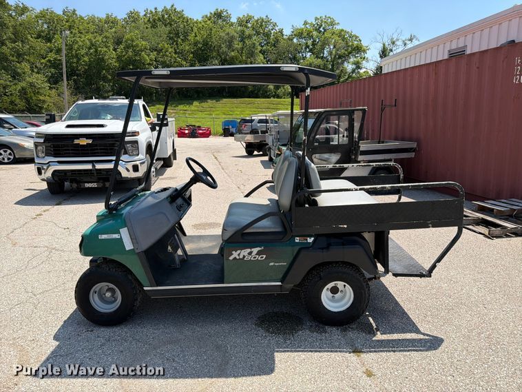 image for item MQ9042 2006 Club Car golf cart
