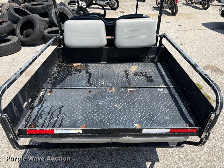 image for item MQ9042 2006 Club Car golf cart