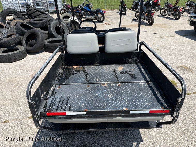 image for item MQ9042 2006 Club Car golf cart